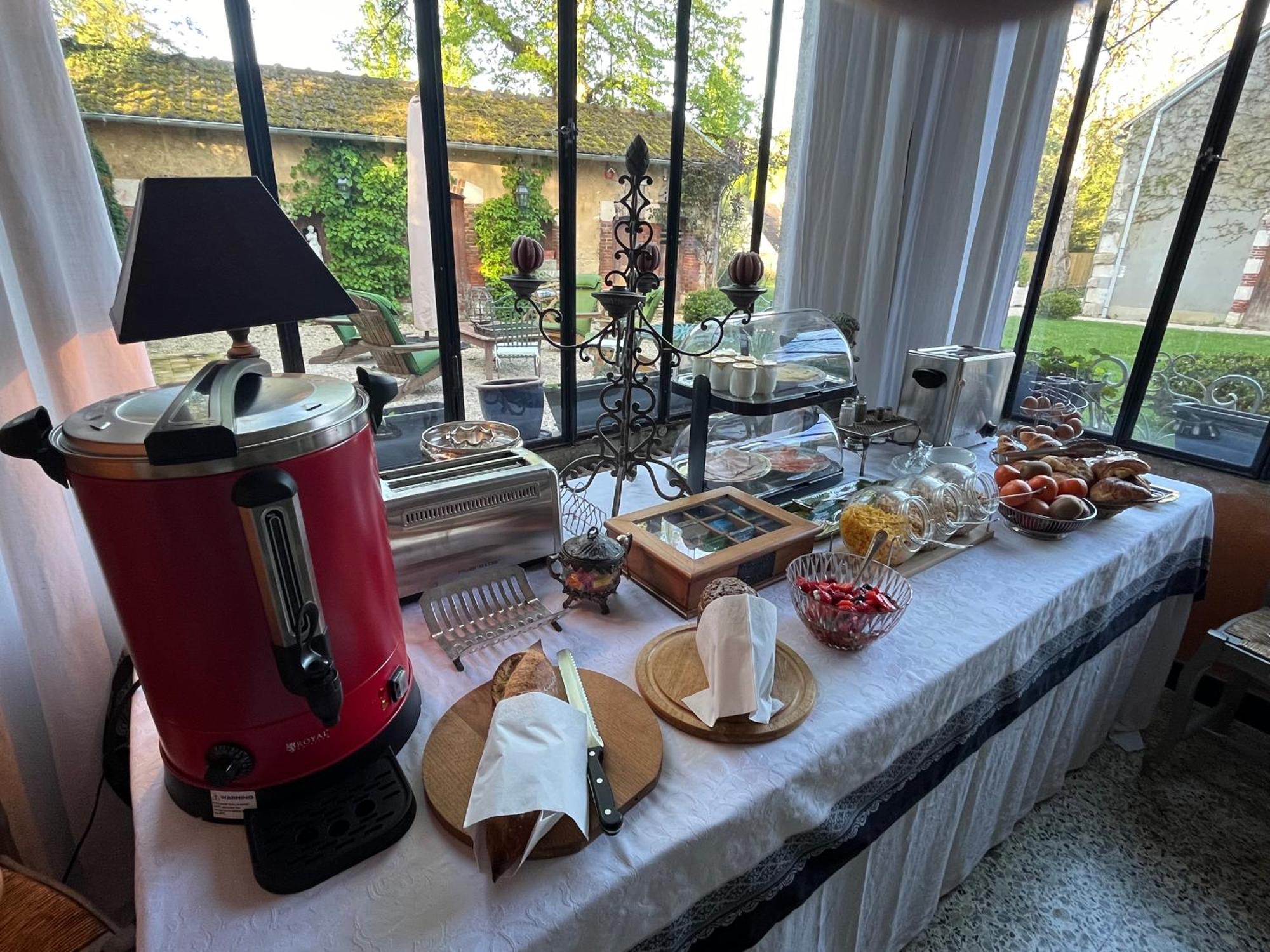 Manoir De La Croix Saint Louis "Luxury Guest House" Taingy Esterno foto