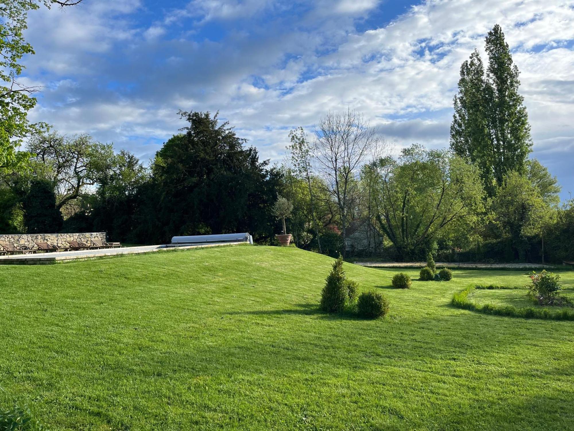 Manoir De La Croix Saint Louis "Luxury Guest House" Taingy Esterno foto